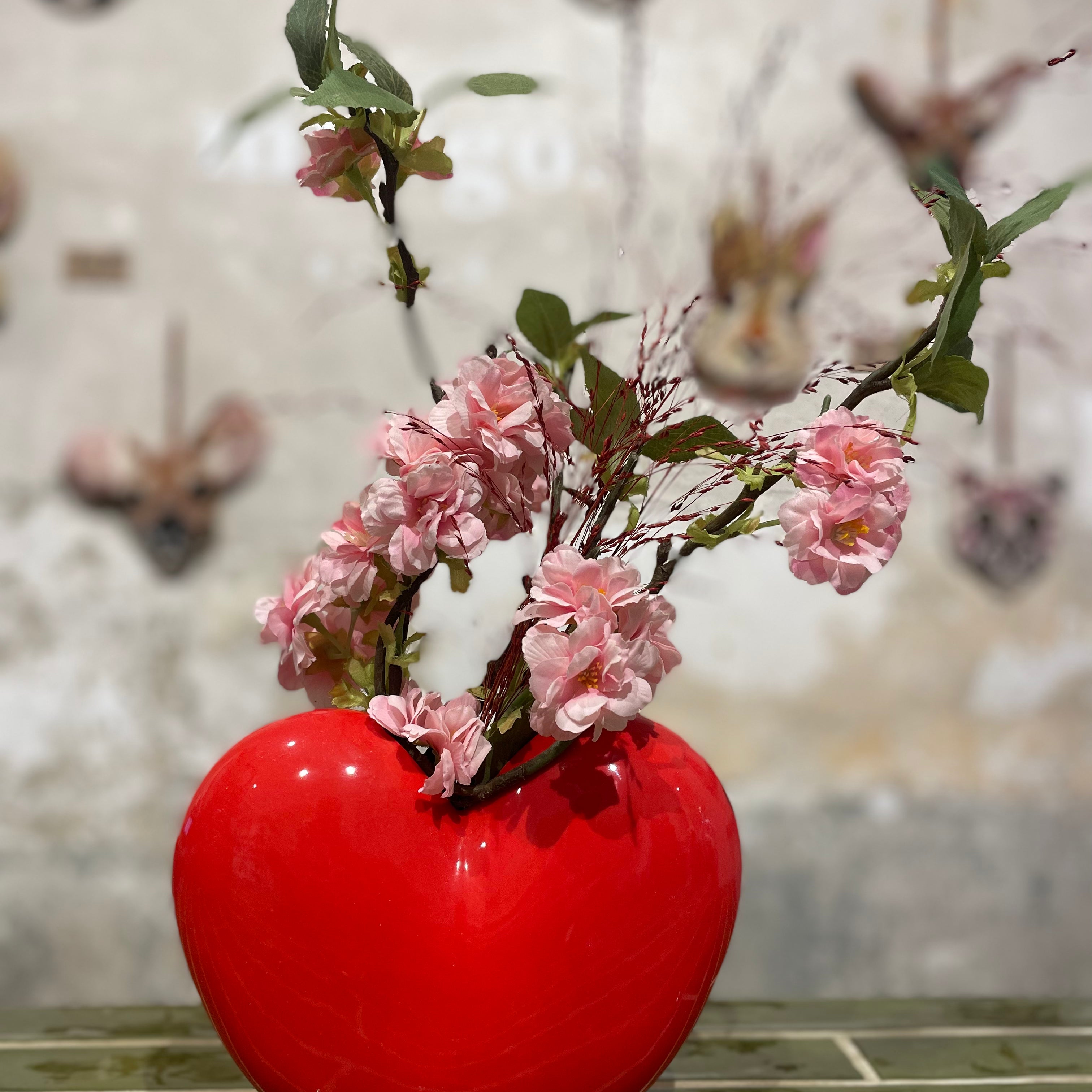 Valentine - Heart vase with artificial flowers