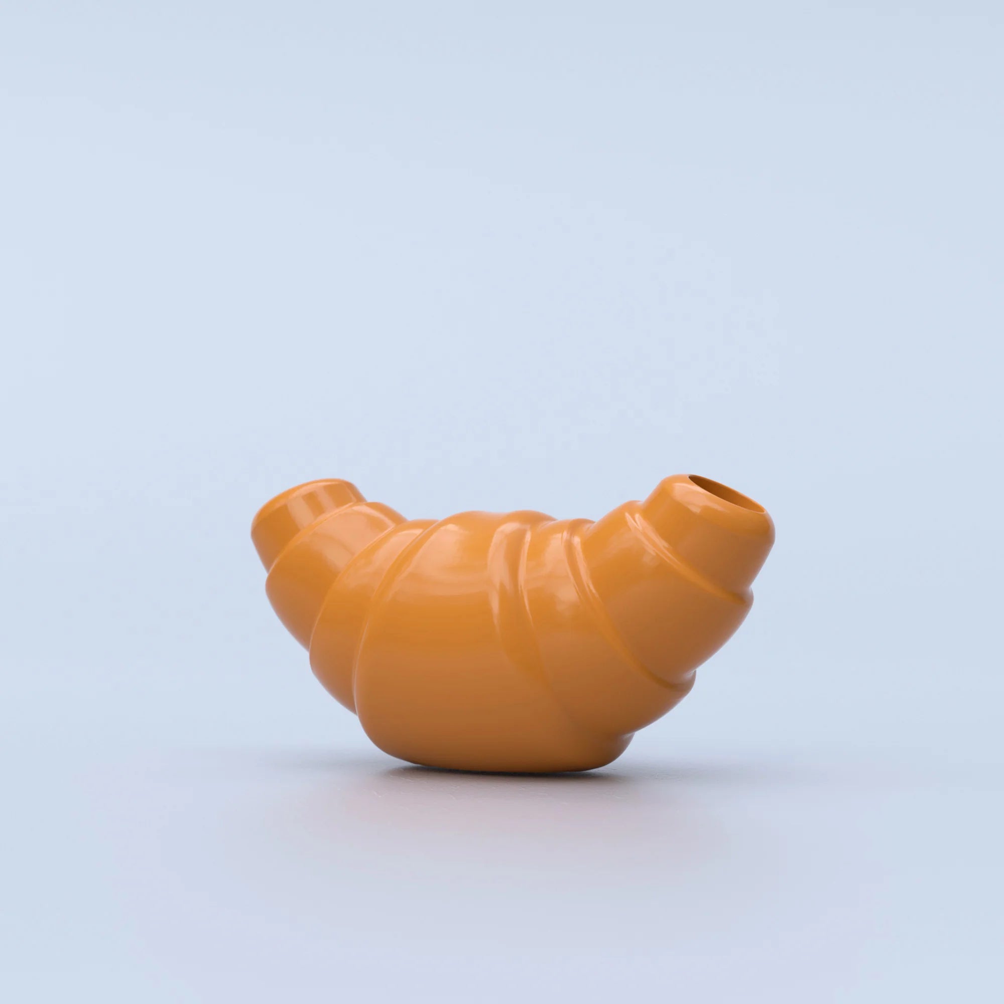 Fluid Market Vase - Croissant