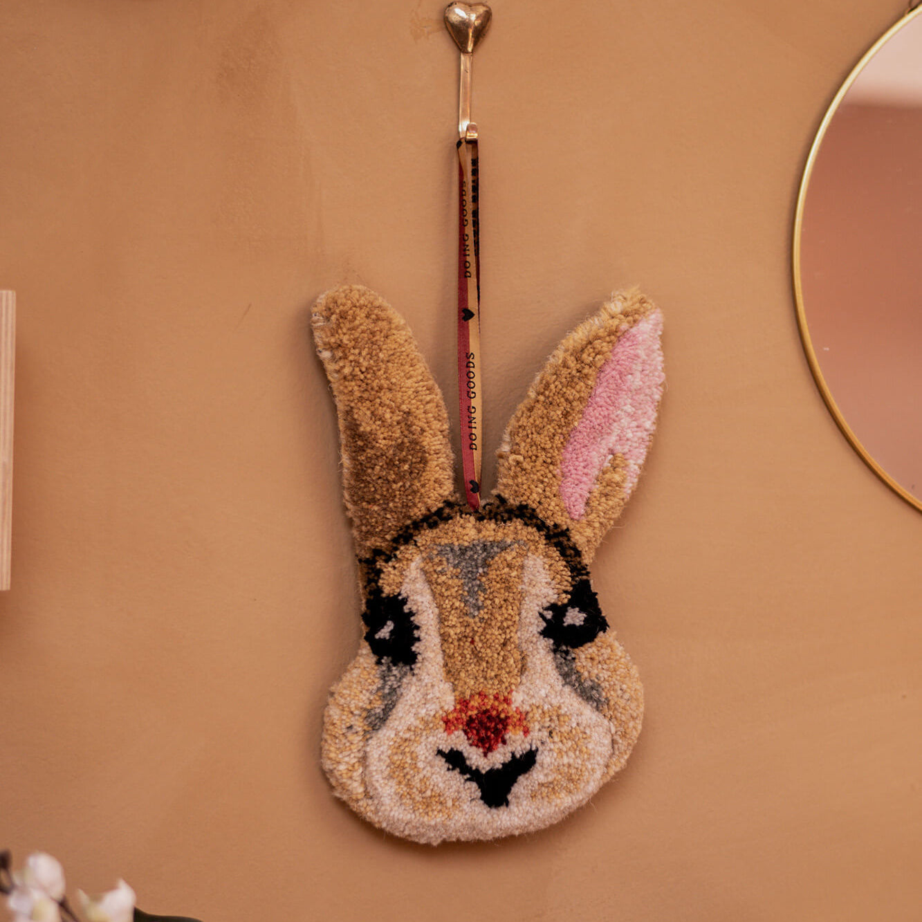 Doing Goods - Percha para regalos - Percha para regalos Betty Bunny